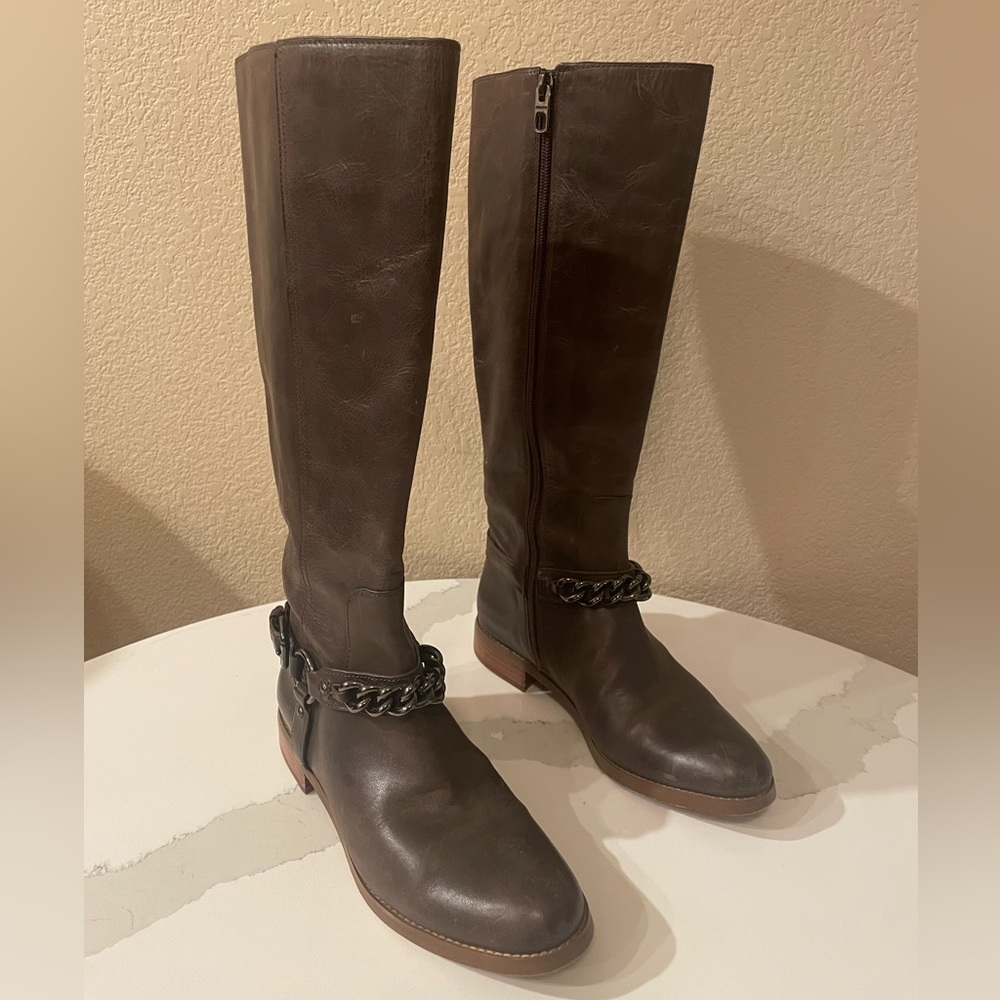 Coach Mabel Women Riding Boots Size 5B Leather Boots With Gunmetal Chain